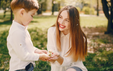 Подкрепа за социализация и благополучие